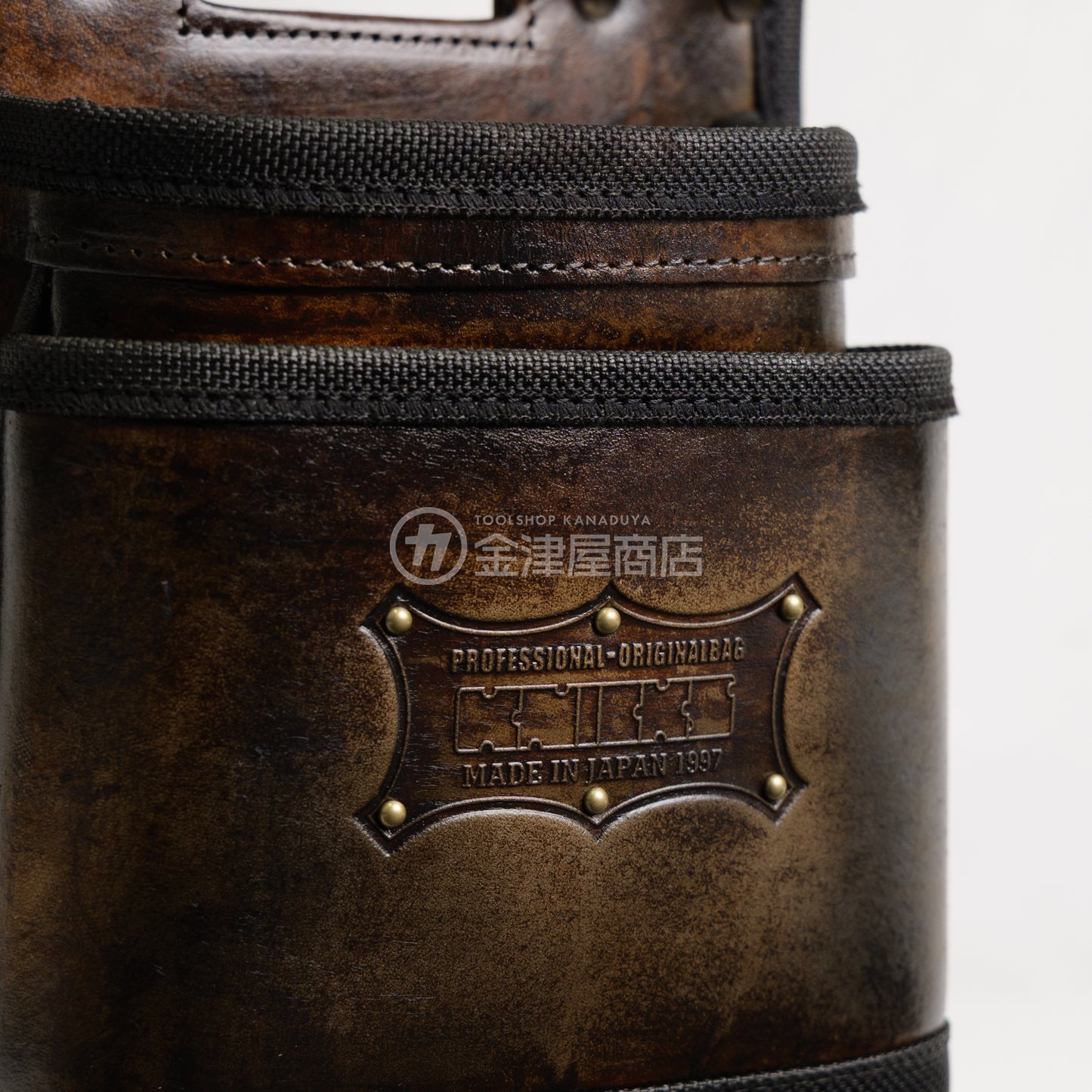 ニックス(KNICKS) 鳶職向仕様ツーウェイタイプヌメ革2段腰袋 底・縁補強タイプ KNS-201TB 【ヴィンテージカラー】追加カスタム スタッズ6点打ち