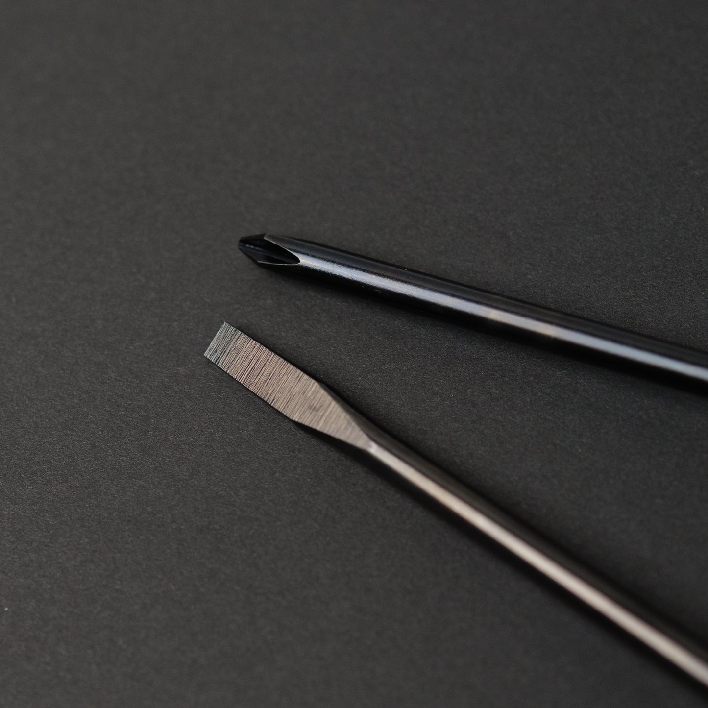 ベッセル BLACK EDITION スーパークッションドライバー 2本組 +2/-6-700GEL-BK