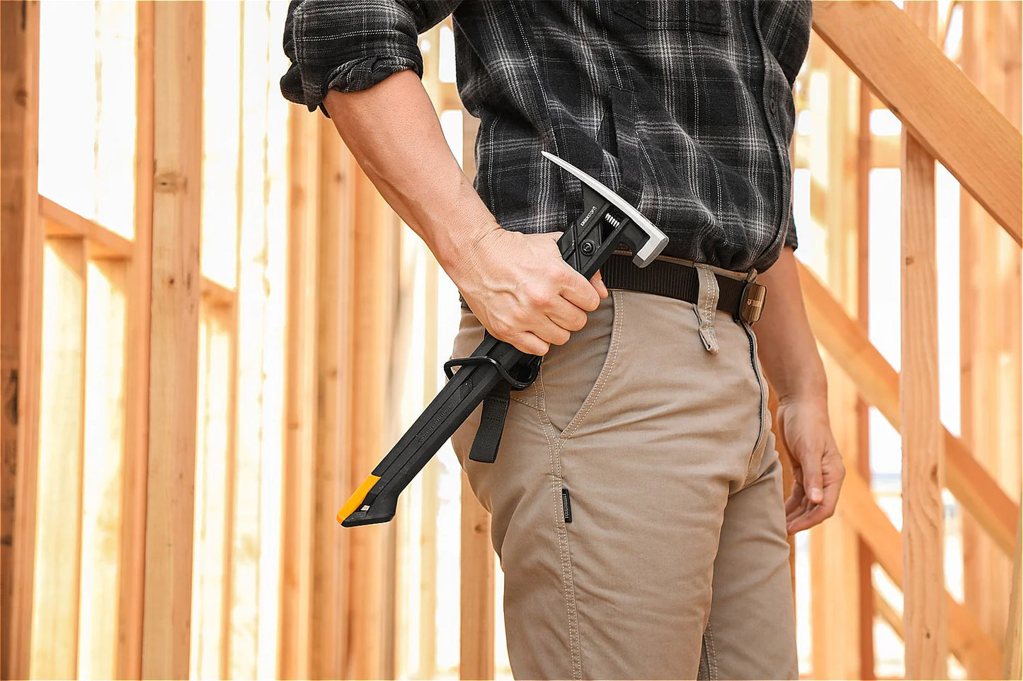 TOUGHBUILT 20oz ShockStopリップハンマースムースフェイス TB-H1-1SBR-S20-