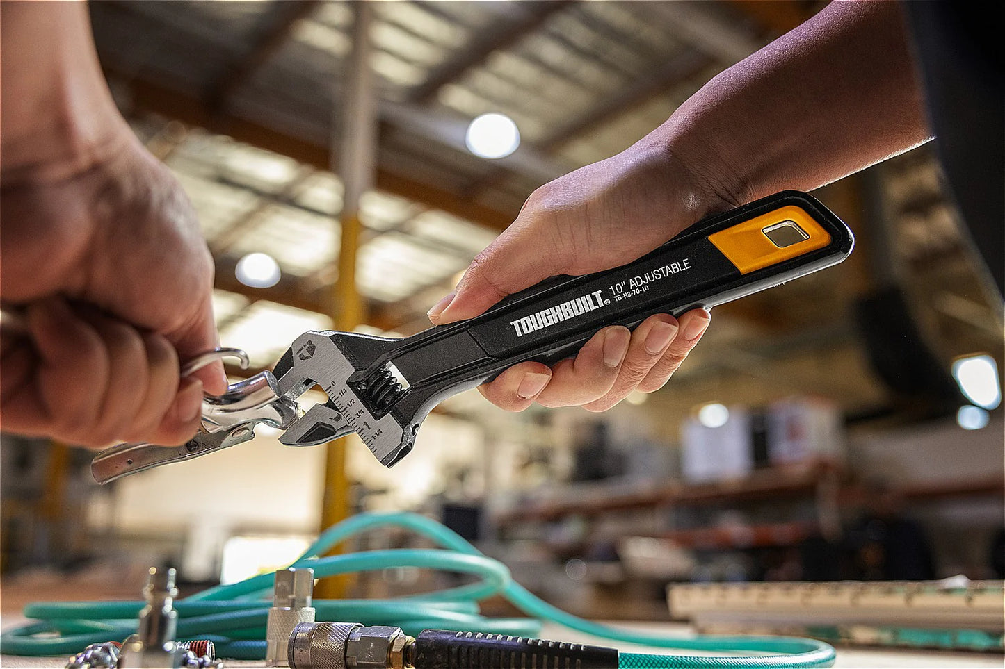 TOUGHBUILT アジャスタブルレンチ10in TB-H3-70-10-