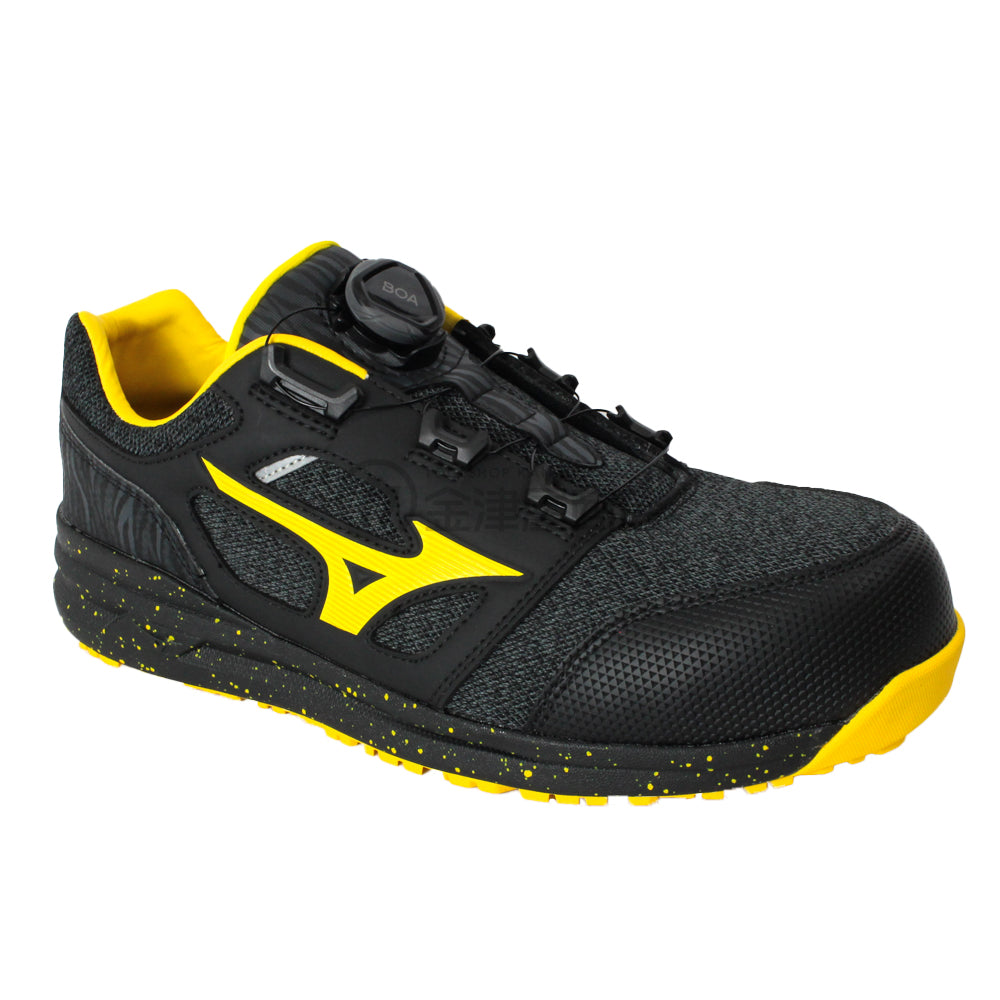 Mizuno black and yellow on sale shoes