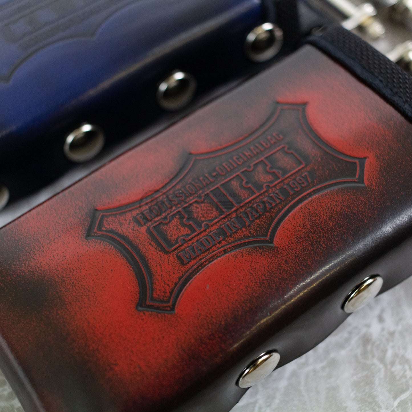 ニックス(KNICKS) アドバンガラス革3連結チェーンタイプ鳶レベルホルダー ADV-100LDX3-ホルダー-金津屋商店