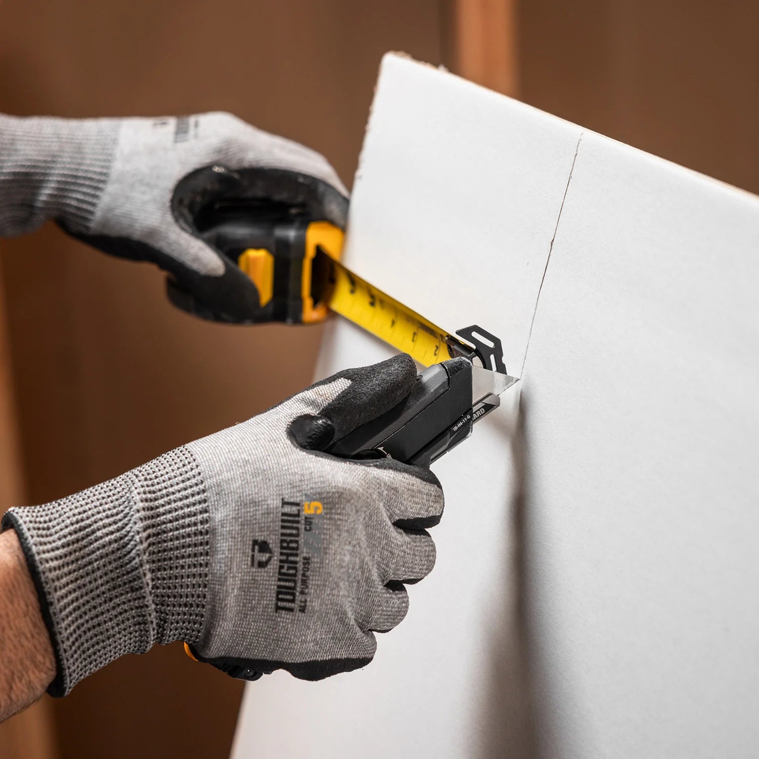 TOUGHBUILT SLIDING GUARD ユーティリティーナイフ TB-H4-11-G-