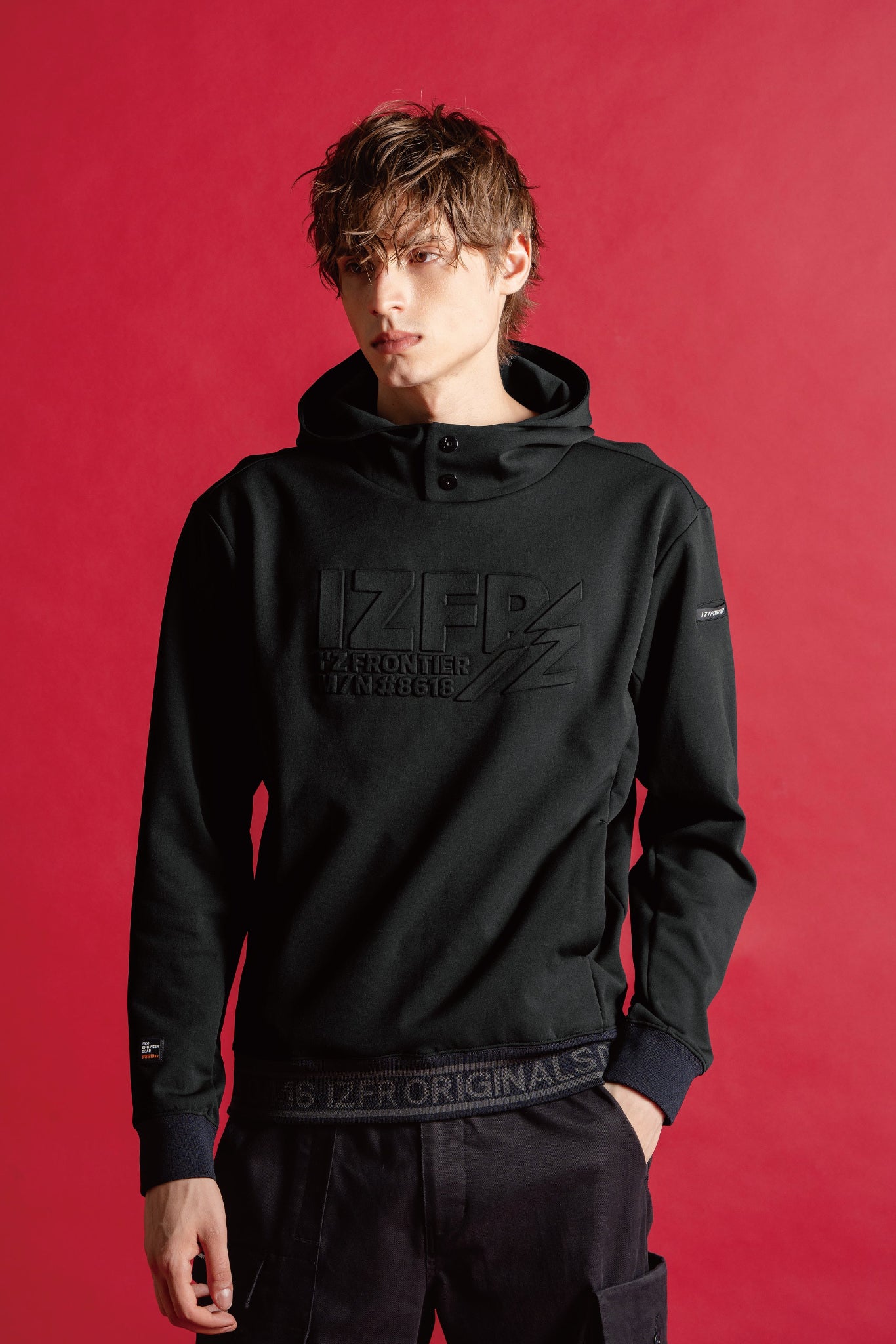 I’Z FRONTIER ライトウェイトストレッチアクティブフーディー #8618 [2025AW]-