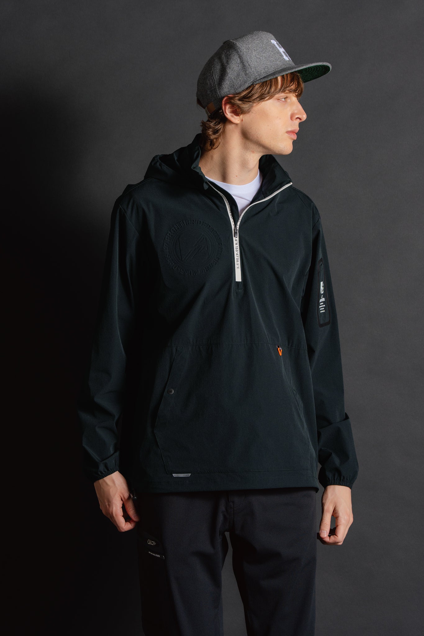 I’Z FRONTIER A.D.ストレッチナイロンパーカ #9036 [2025AW]