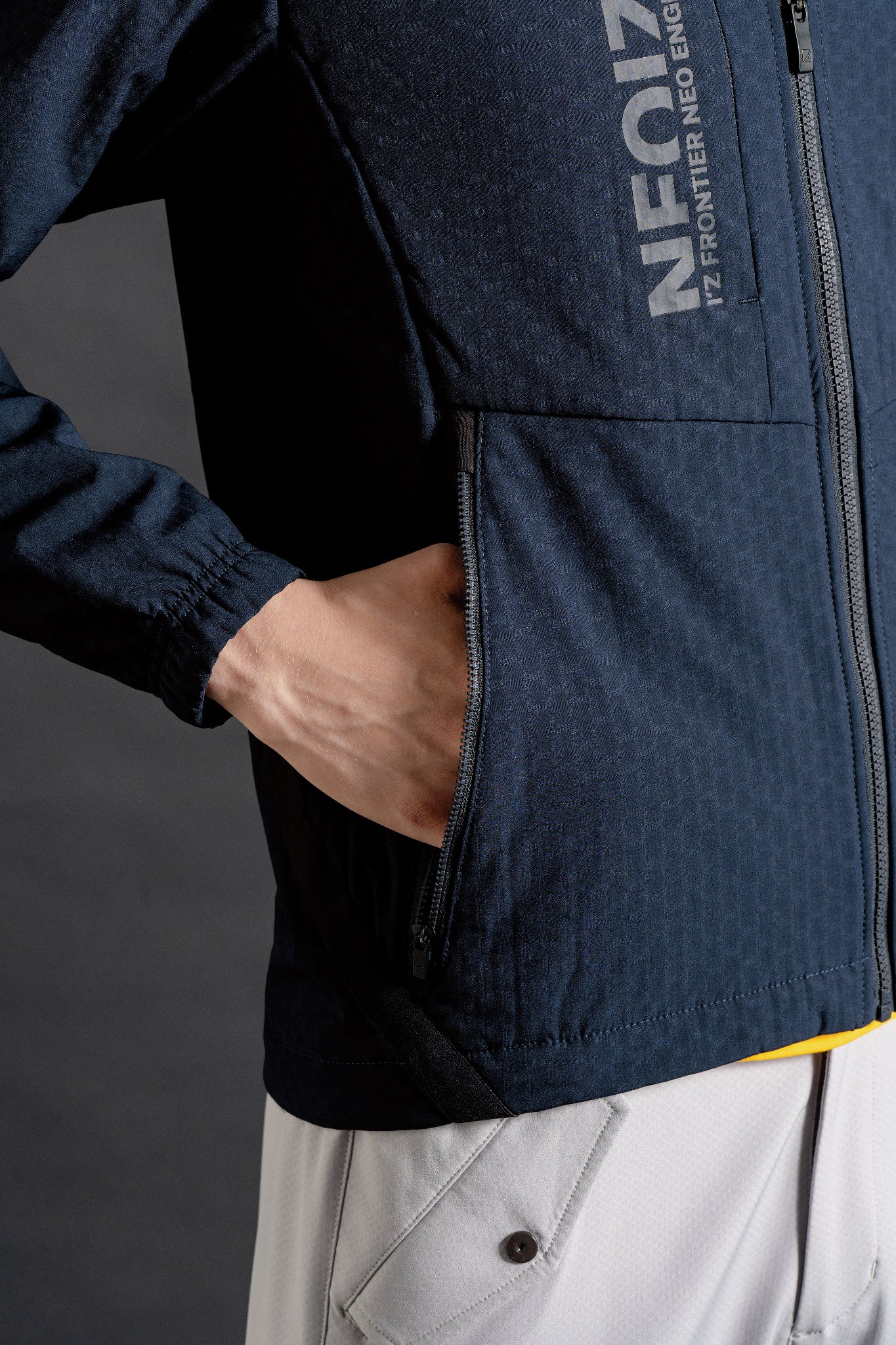 I’Z FRONTIER ライトウォームA.D.ストレッチワークジャケット #8710 [2025AW]-