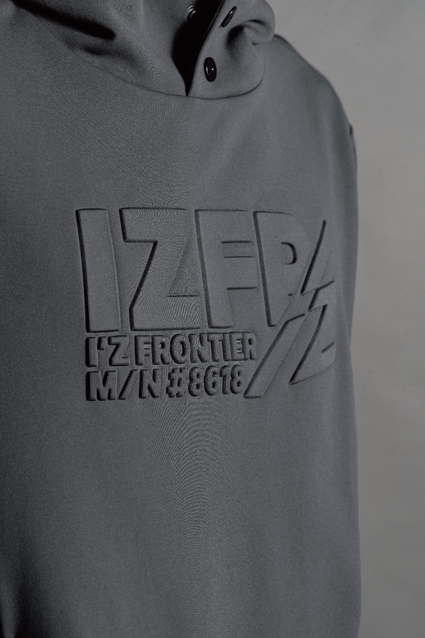 I’Z FRONTIER ライトウェイトストレッチアクティブフーディー #8618 [2025AW]-