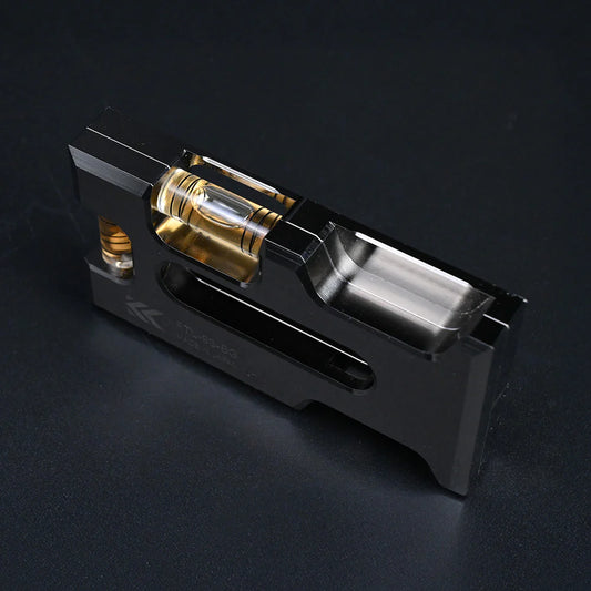 【予約商品】フジ矢 アルミ水平器（スイッチボックス用）（黒金）FTL-93-BG-