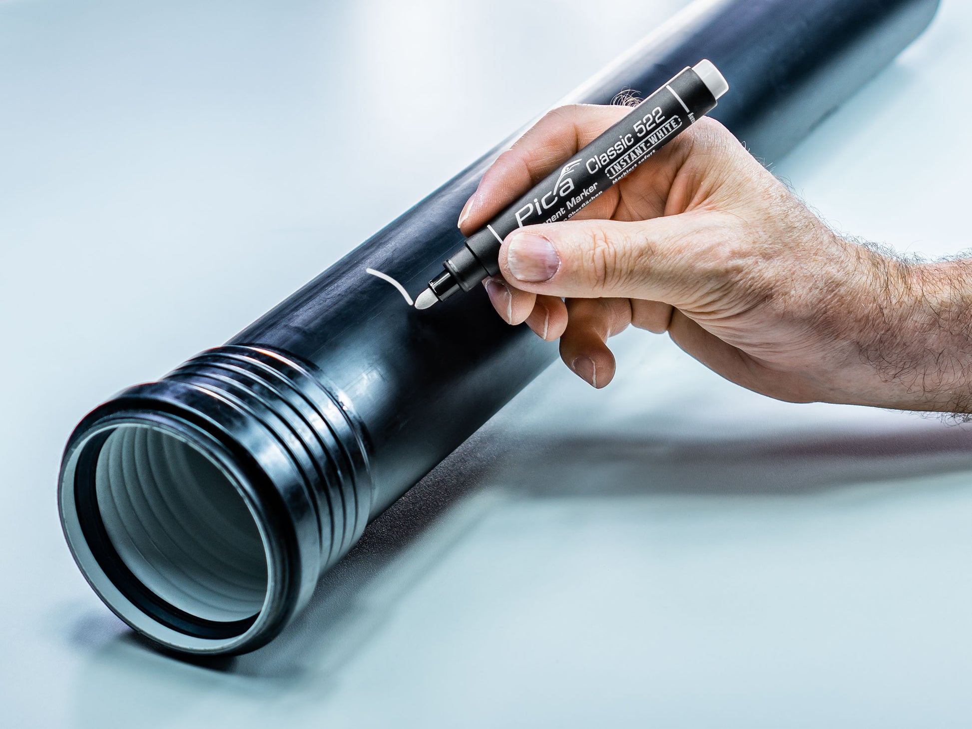 Pica-Classic インスタントホワイト パーマネントマーカー/ペン  522/532
