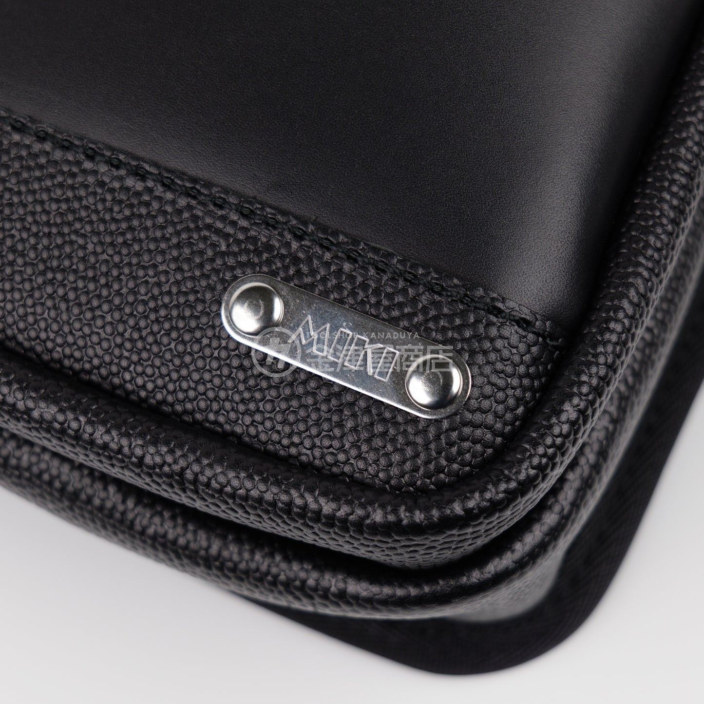 MIKI 本革2段腰袋 牛表皮革・スイングタイプ SPH-OM2S-