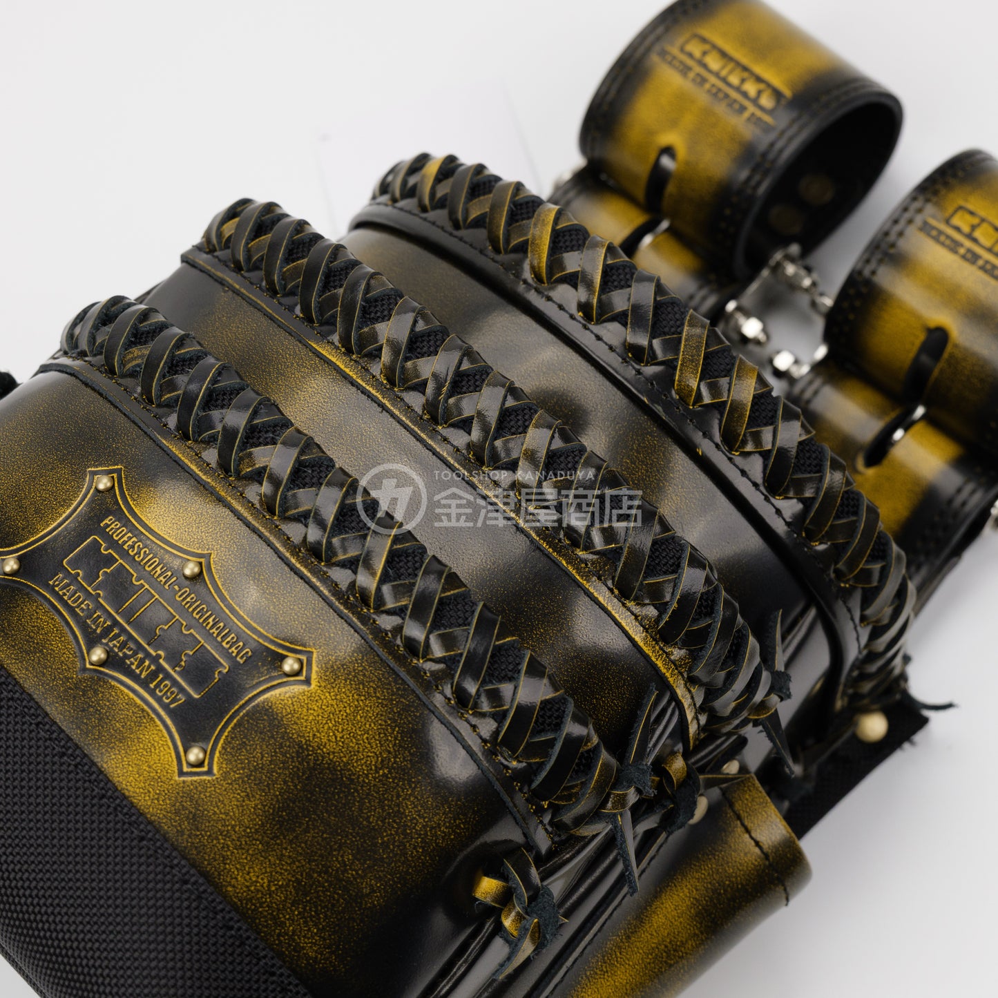 ニックス(KNICKS) アドバンガラス革3段腰袋 底・縁補強タイプ ADV-301DDX-Y 追加カスタム ガラス紐W巻3段+スタッズ6点打ち