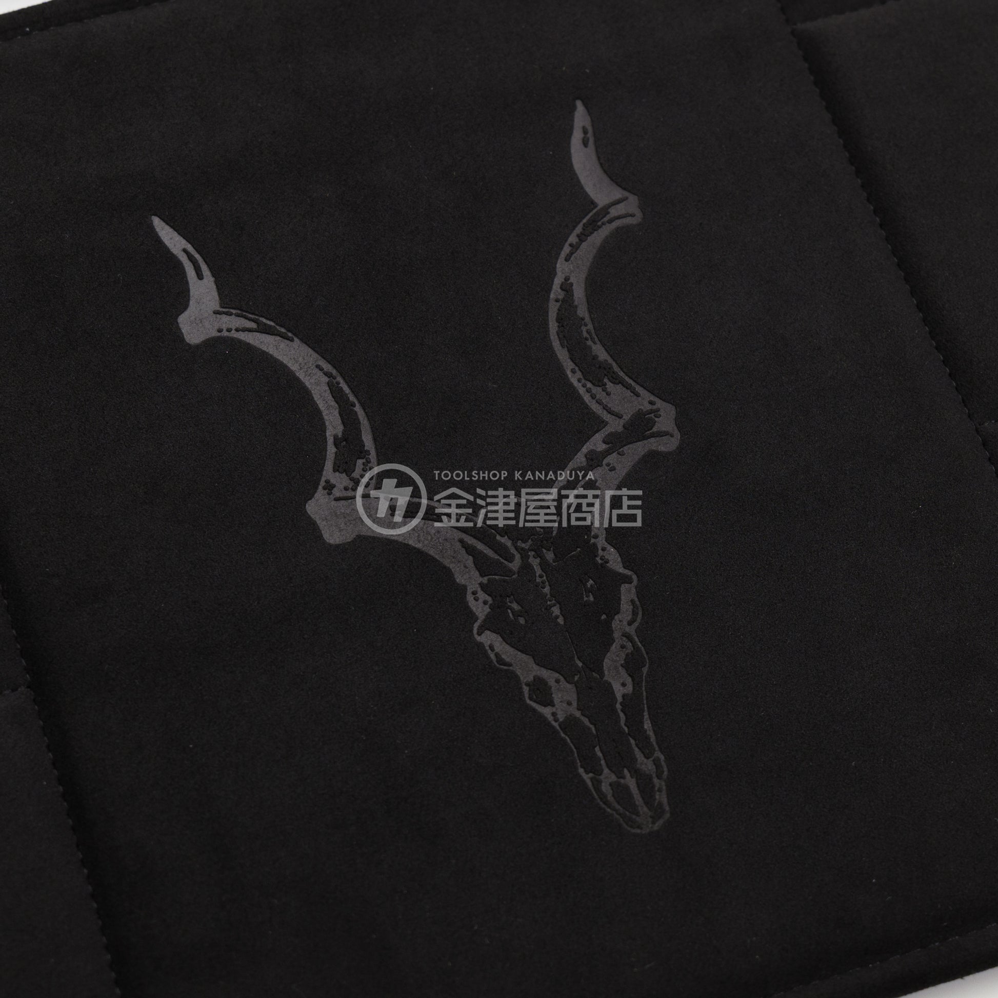 ニックス(KNICKS) スーパーウルトラスエード ハイエースダッシュボードマット【ナロータイプ用】黒/青-