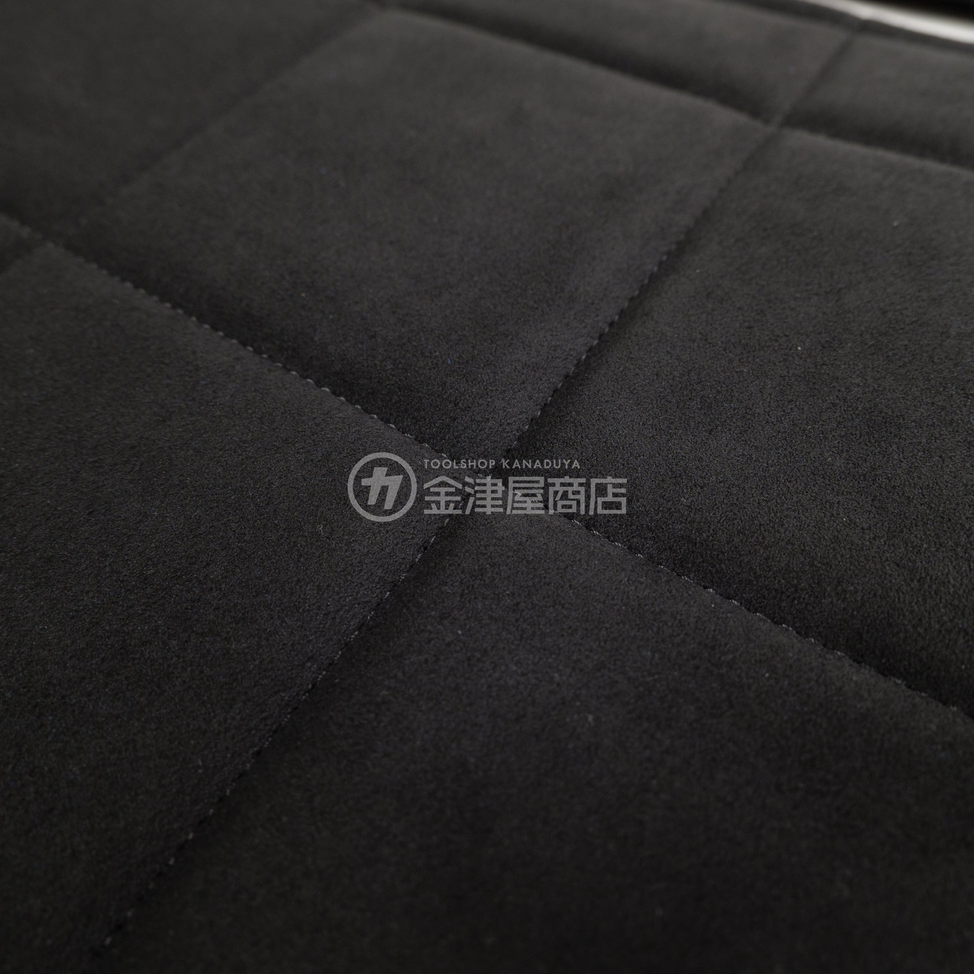 ニックス(KNICKS) スーパーウルトラスエード ハイエースダッシュボードマット【ナロータイプ用】黒/青-