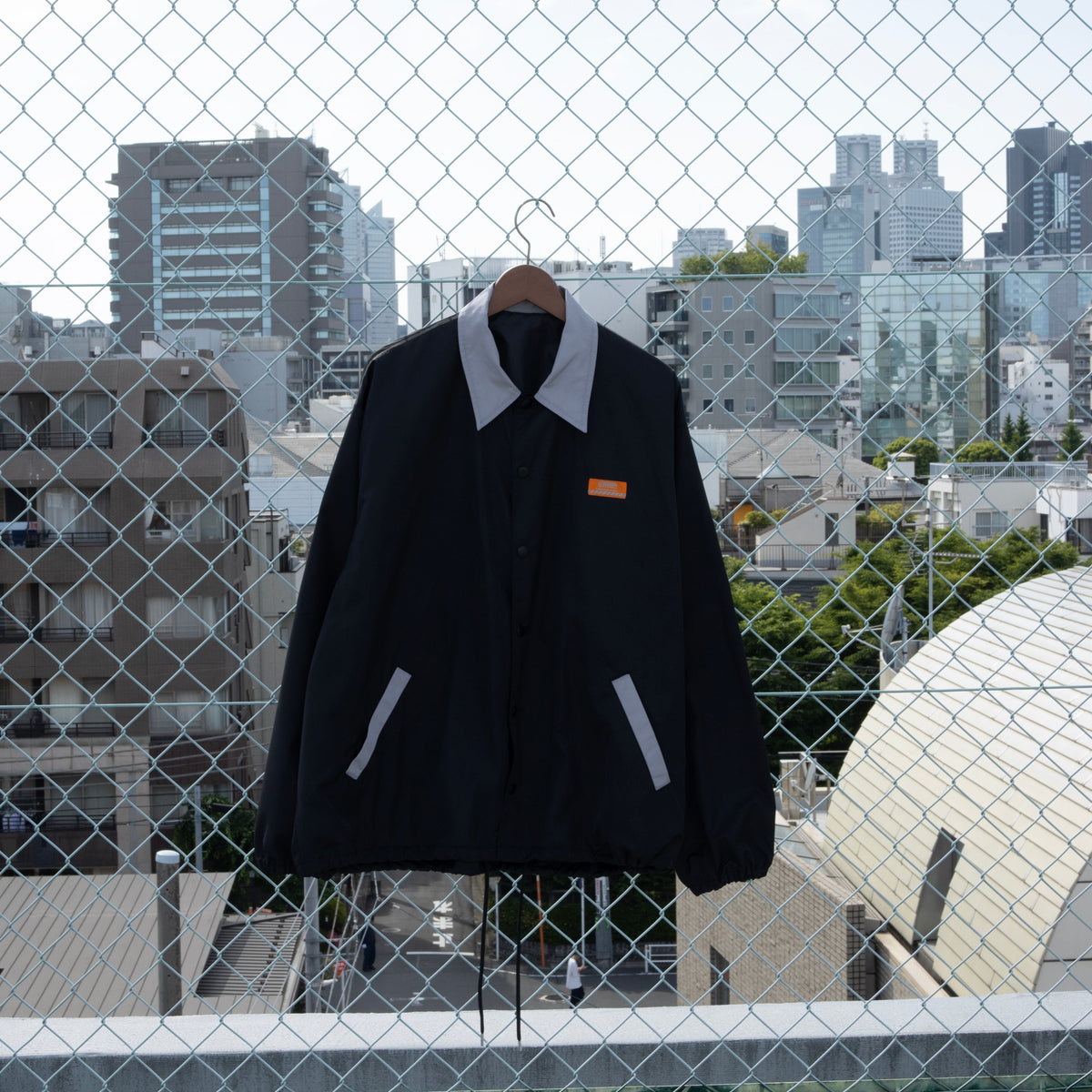 UNIVERSAL OVERALL ロゴコーチジャケット UN2633411 [2026AW]-