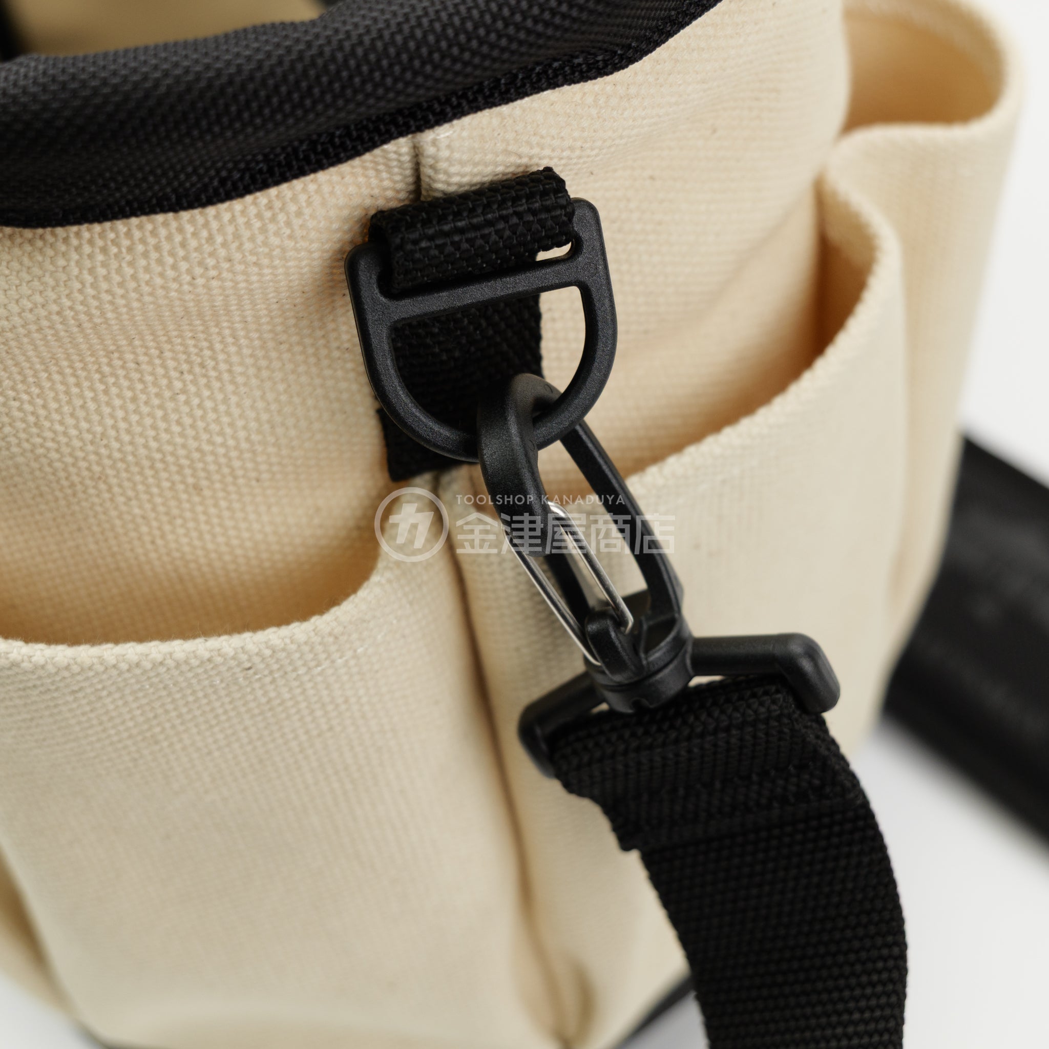 KNICKS Cordura Ballistic Oval Bag (With Shoulder) BA-4022