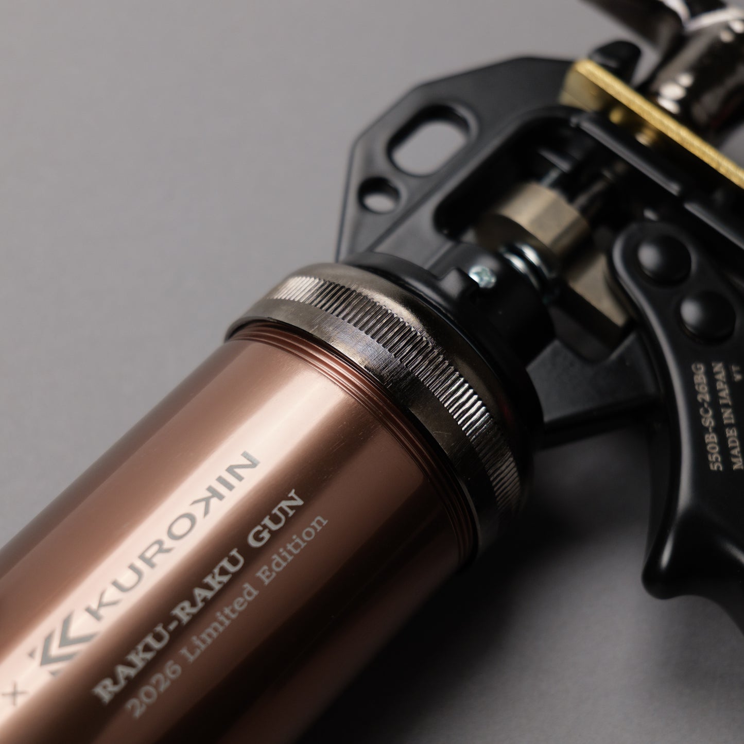 山本製作所×KUROKIN らくらく550Bシリンダーガン ネジ式（黒金）550B-SC-26BG