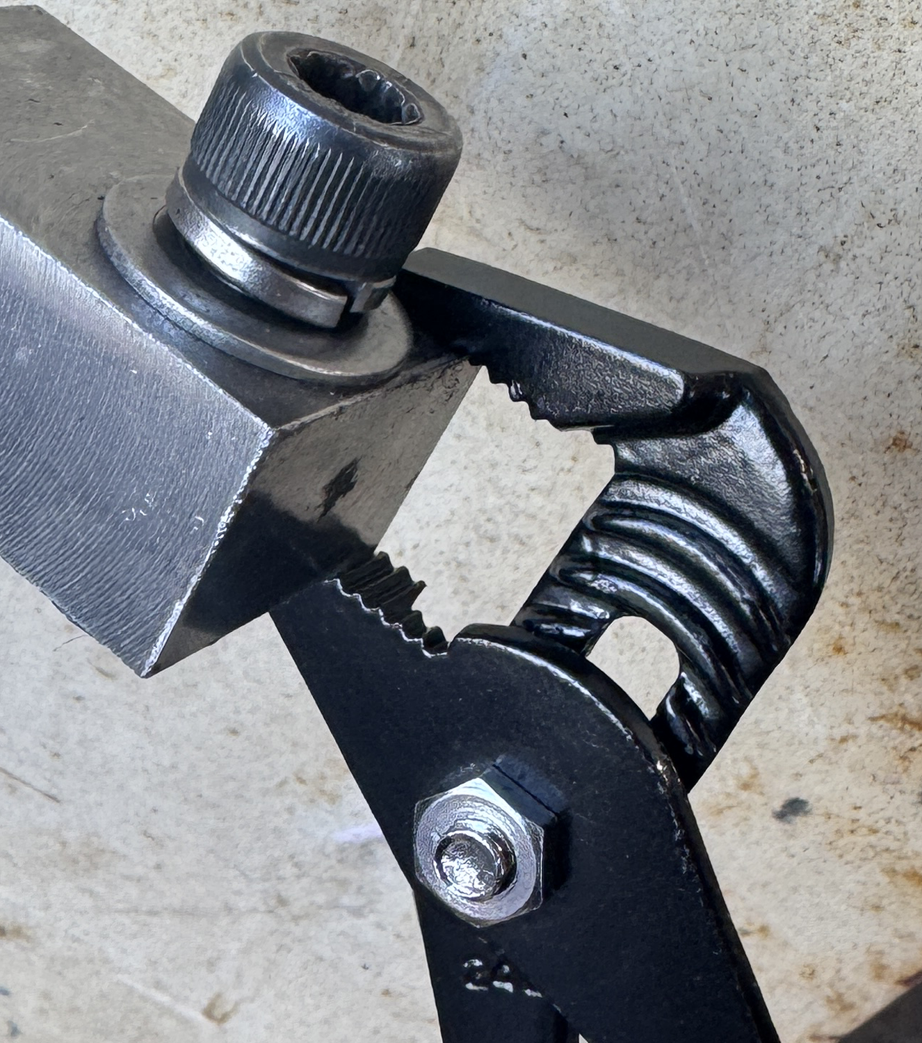 IPS PLIERS メカニカル リトル デビル MGR-125G