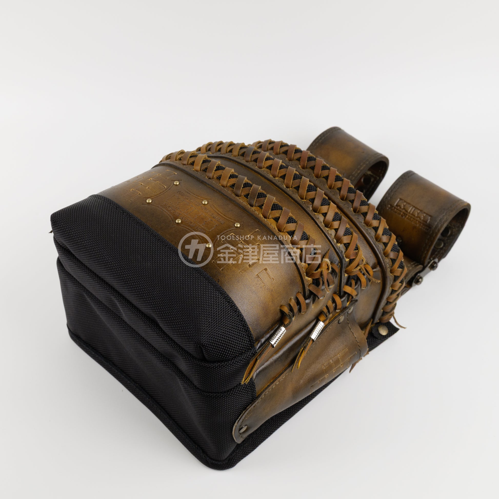 ニックス(KNICKS) 最高級硬式グローブ革3段腰袋チェーンタイプ バリスティック補強仕上げ KGC-301DDX【ヴィンテージカラー】追加カスタム VC革紐W巻3段+VC革紐サイド巻+スタッズ6点打ち+カービング