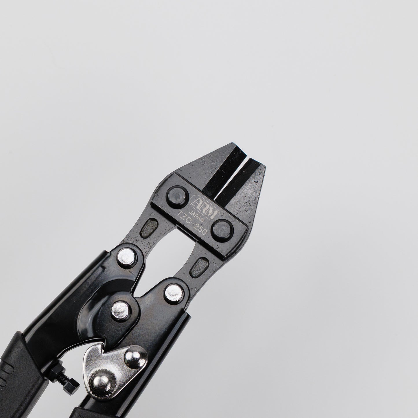 アーム産業 3芯VVFケーブル一発切断 鍛刃解体カッター TZC-250-