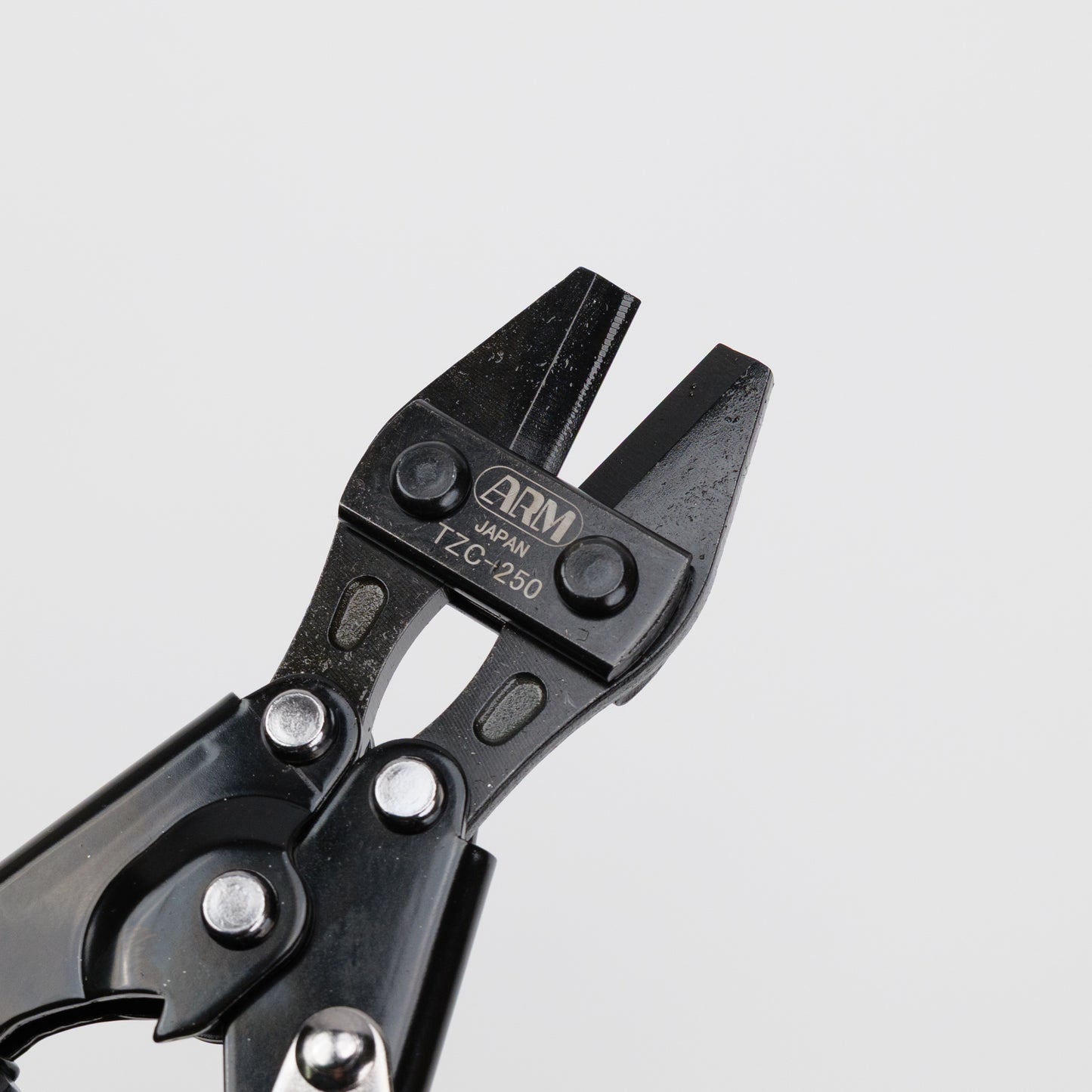 アーム産業 3芯VVFケーブル一発切断 鍛刃解体カッター TZC-250-