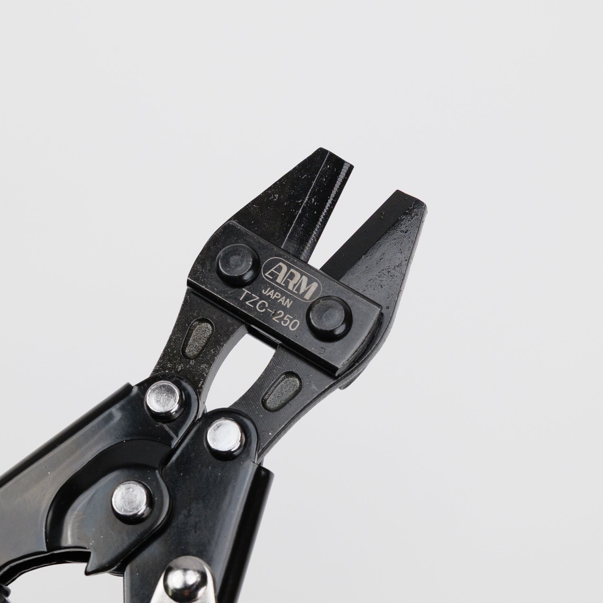 アーム産業 3芯VVFケーブル一発切断 鍛刃解体カッター TZC-250-