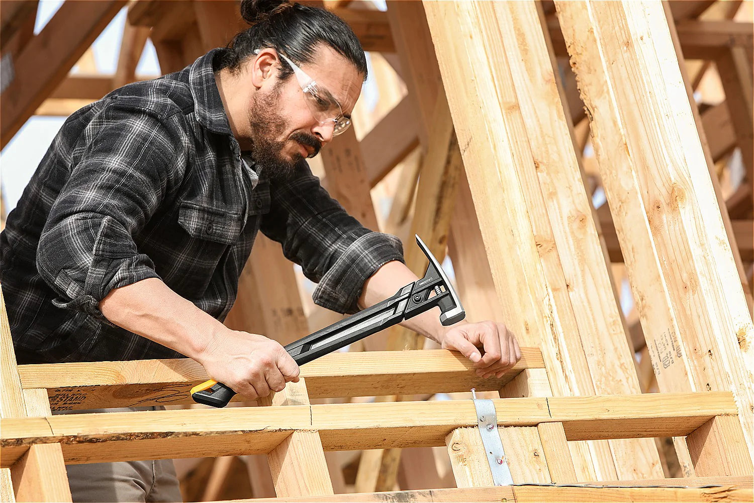 TOUGHBUILT 20oz ShockStopリップハンマースムースフェイス TB-H1-1SBR-S20-